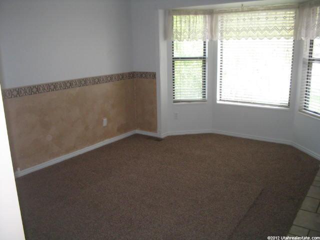887 N Harrison Blvd, Ogden, UT 84404 — photo 2