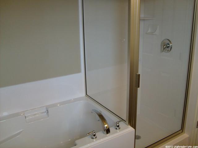 2408 N 1445 W, Clinton, UT 84015 — photo 7