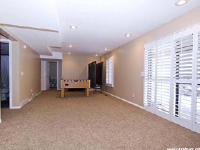 10018 S Falcon View Dr E, Sandy, UT 84092 — photo 12