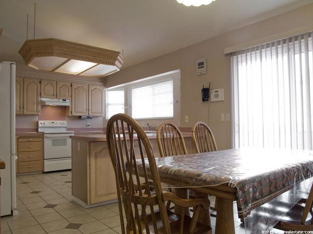 5577 S 3450 W, Roy, UT 84067 — photo 11