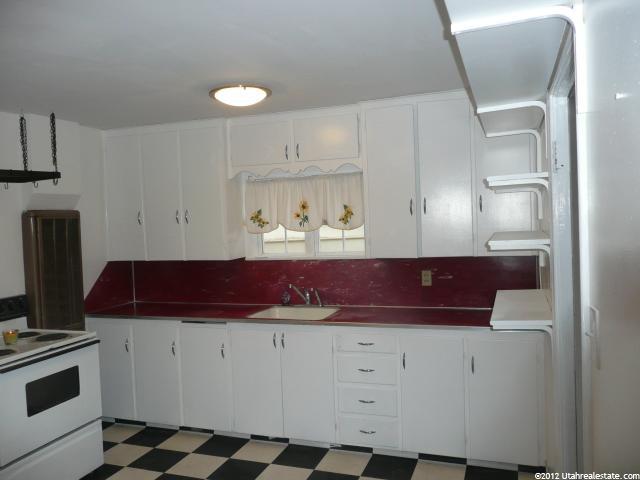 273 E 100 N, Vernal, UT 84078 — photo 3