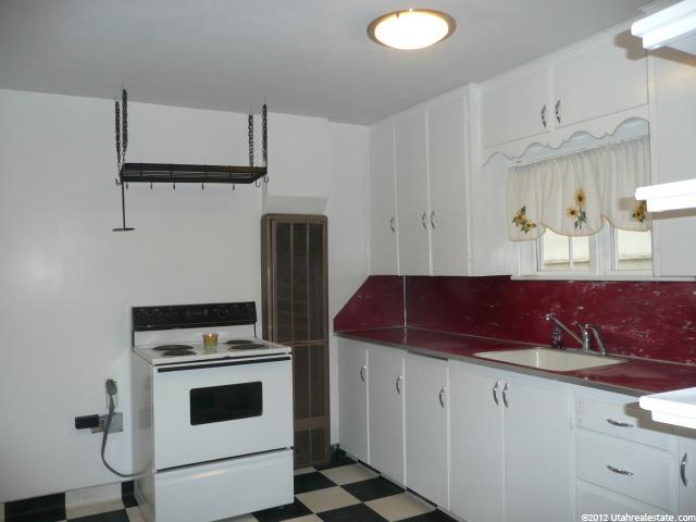 273 E 100 N, Vernal, UT 84078 — photo 4