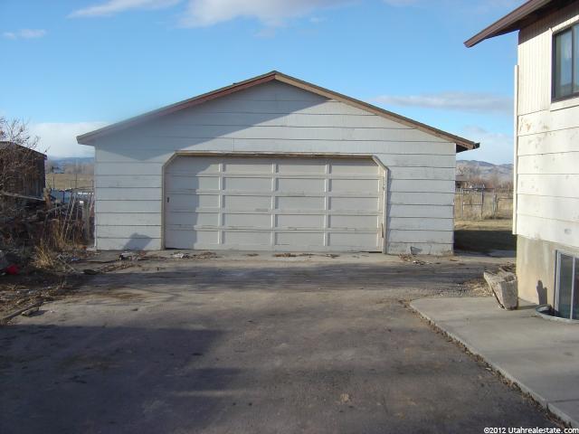 1995 E 3500 S, Vernal, UT 84078 — photo 2