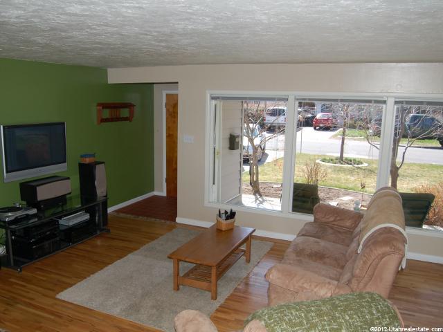 1691 E Fieldcrest Ln S, Holladay, UT 84117 — photo 3