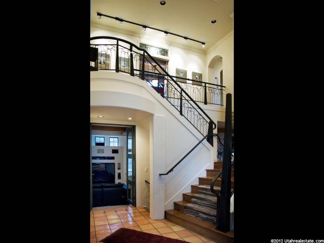 1454 E Skyline Dr N, Bountiful, UT 84010 — photo 2