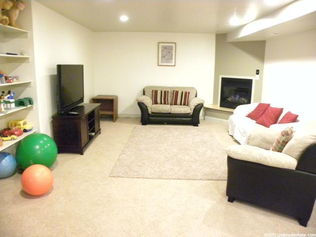 228 E 525 S, Providence, UT 84332 — photo 10