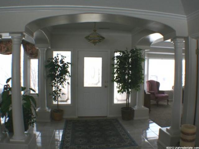 882 Windsor Ln, Kaysville, UT 84037 — photo 2