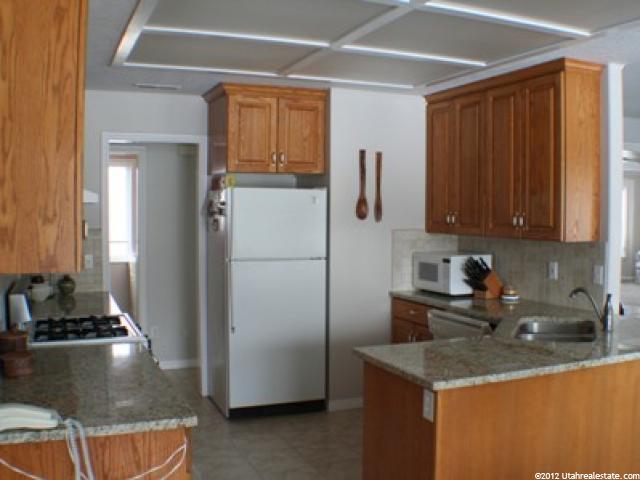 882 Windsor Ln, Kaysville, UT 84037 — photo 10