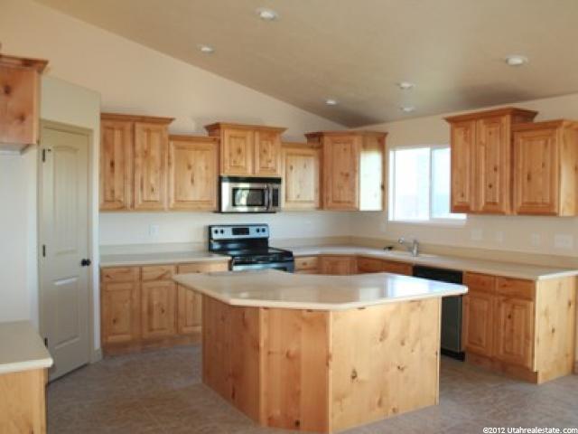 1843 S 2150 W, Syracuse, UT 84075 — photo 5