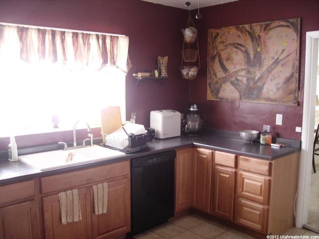 471 E 700 N, Logan, UT 84321 — photo 9
