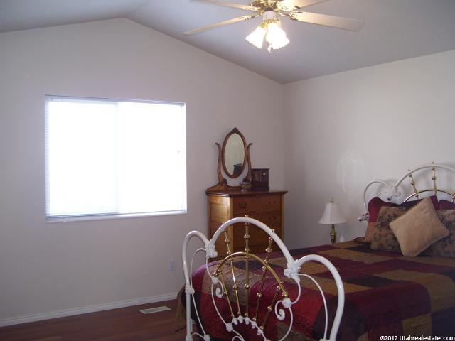 1192 N 900 W, Clinton, UT 84015 — photo 6