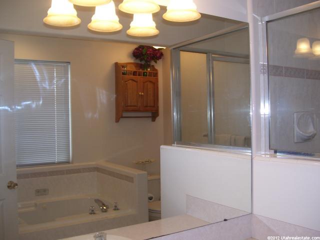 1192 N 900 W, Clinton, UT 84015 — photo 7