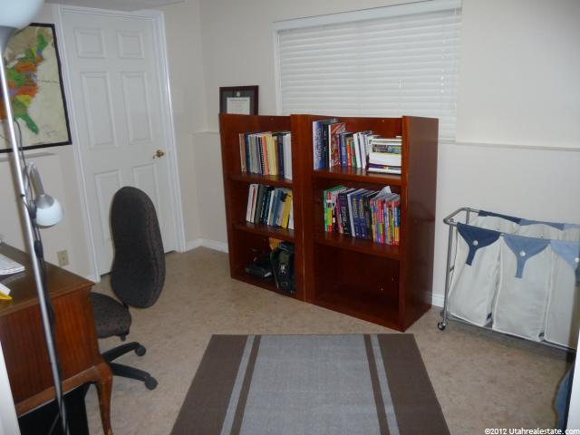 7937 S Broken Ridge Dr E, Sandy, UT 84094 — photo 11