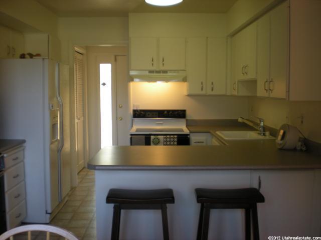 1077 E 8320 S, Sandy, UT 84094 — photo 3