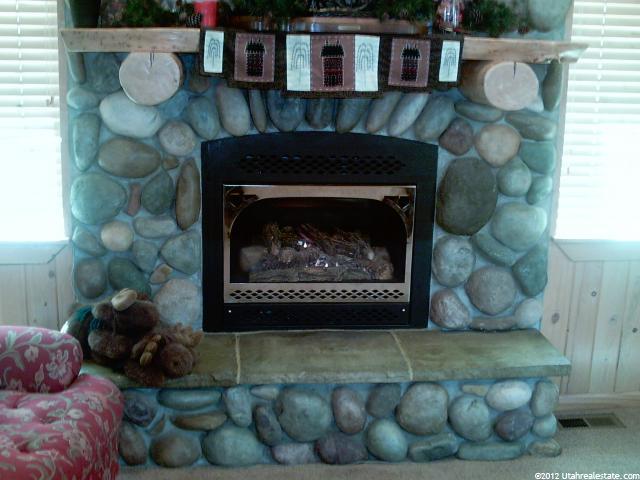 94 E 200 N, Garden City, UT 84028 — photo 12