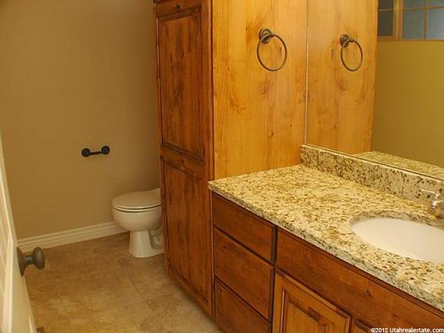 745 W 4400 S, Riverdale, UT 84405 — photo 10