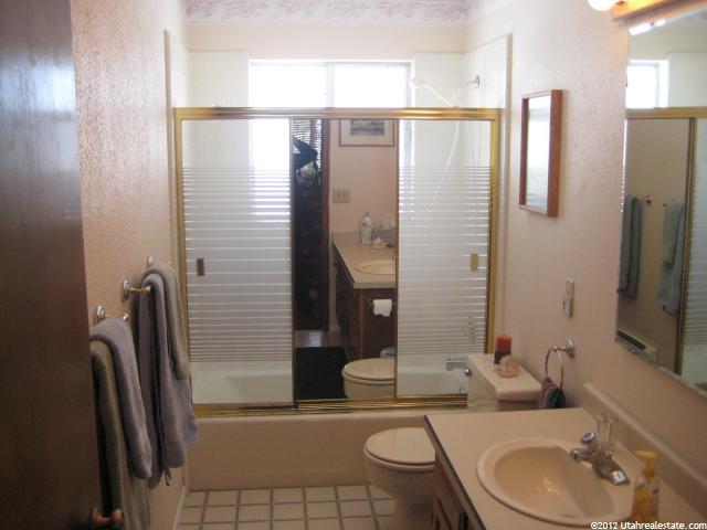 318 E 1140 N, Logan, UT 84341 — photo 7