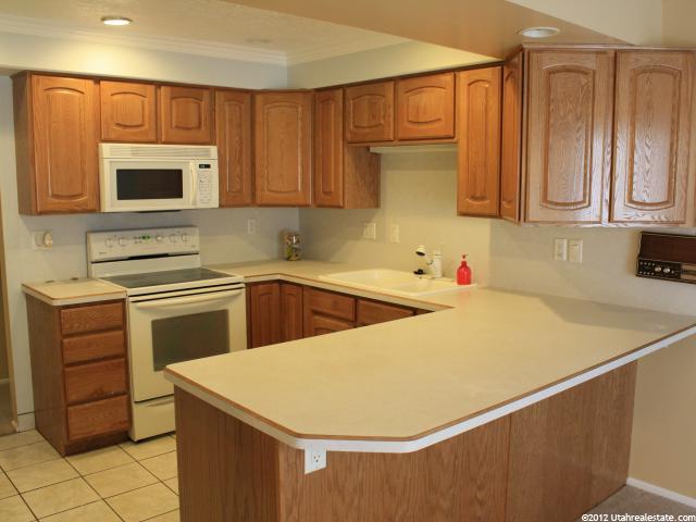 5474 S 925 E, South Ogden, UT 84405 — photo 2