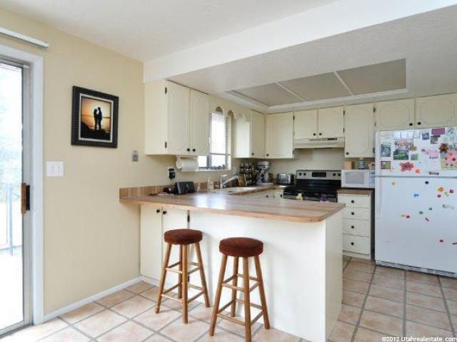 6067 S 2900 W, Roy, UT 84067 — photo 8