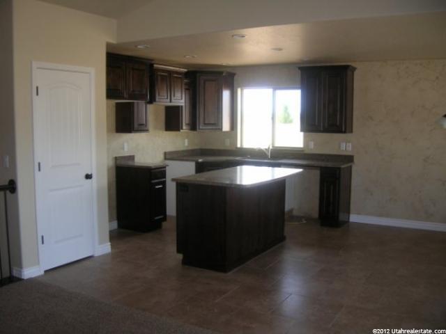 39 S 3525 W, Layton, UT 84041 — photo 3