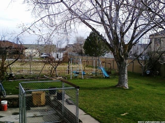 1480 S State St, Clearfield, UT 84015 — photo 5