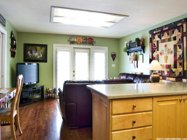 915 N North Ridge Dr E, Bountiful, UT 84010 — photo 7