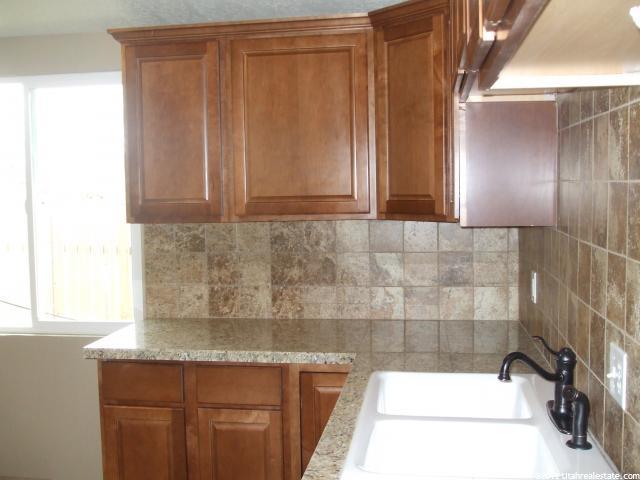 391 N Ann St. W, Clearfield, UT 84015 — photo 2