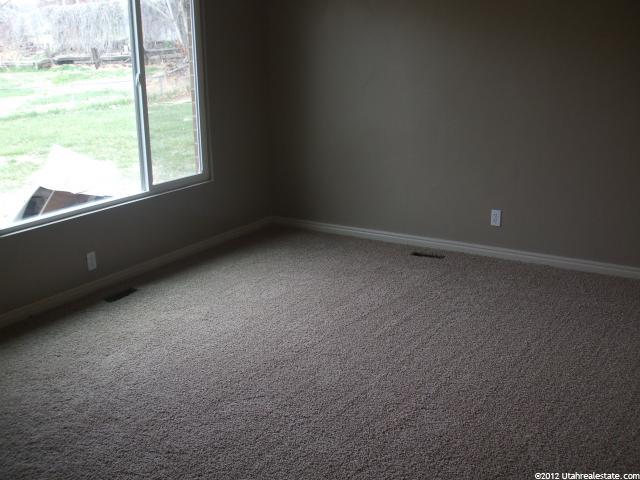 391 N Ann St. W, Clearfield, UT 84015 — photo 5