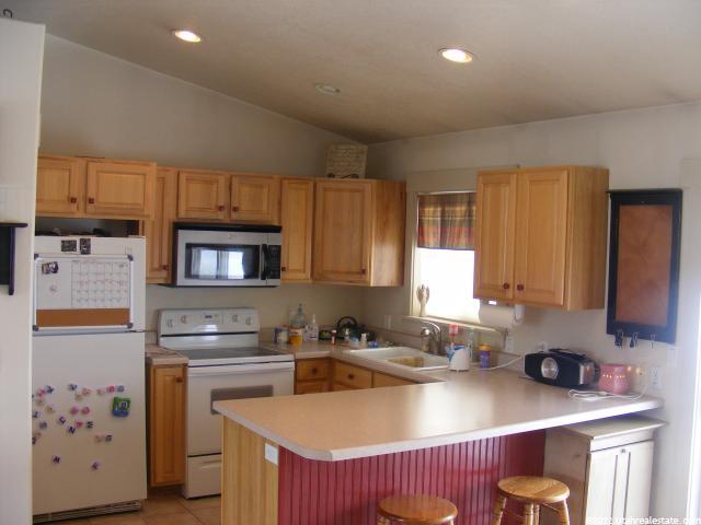 220 W 0300 N, Hyde Park, UT 84318 — photo 2