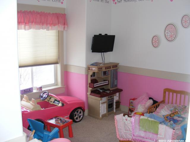 220 W 0300 N, Hyde Park, UT 84318 — photo 5