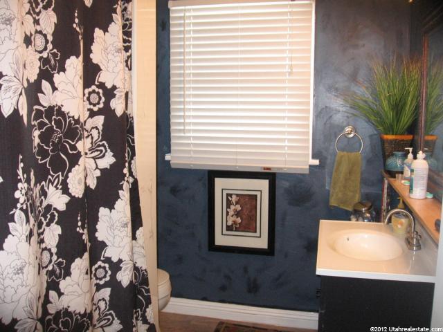 4790 S 2025 W, Roy, UT 84067 — photo 9