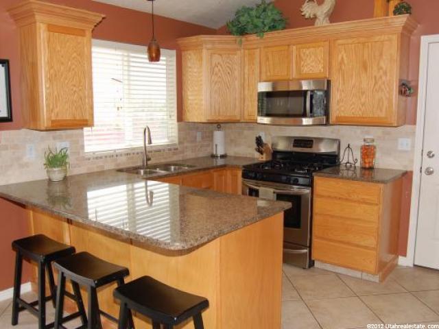 2889 W 2250 N, Clinton, UT 84015 — photo 2