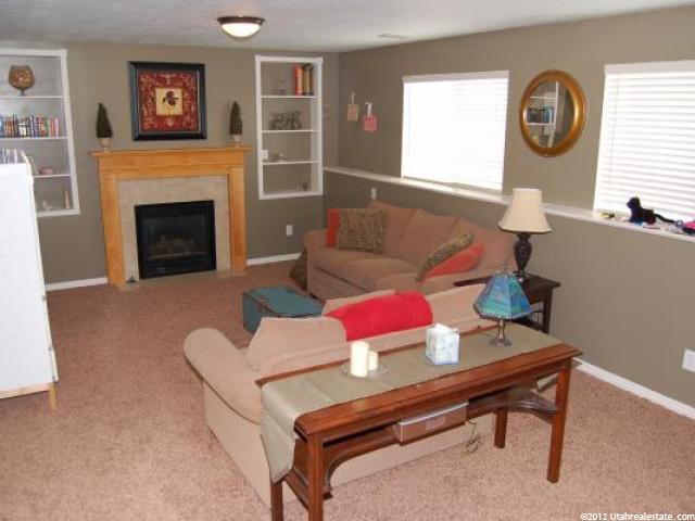 2889 W 2250 N, Clinton, UT 84015 — photo 4