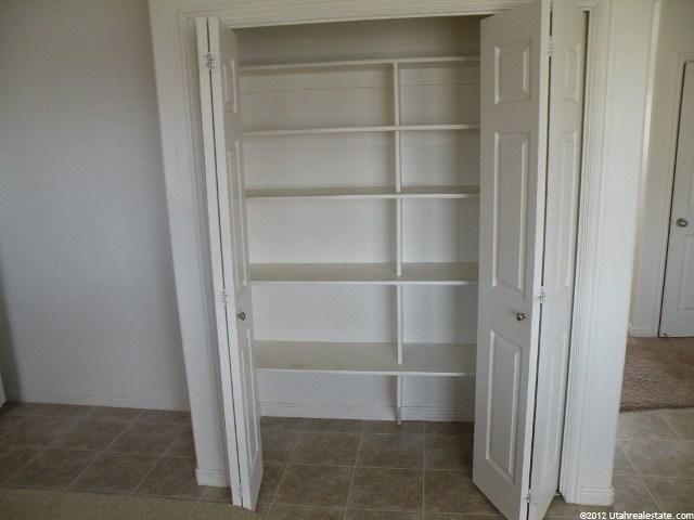 2051 N 550 W, Clinton, UT 84015 — photo 3