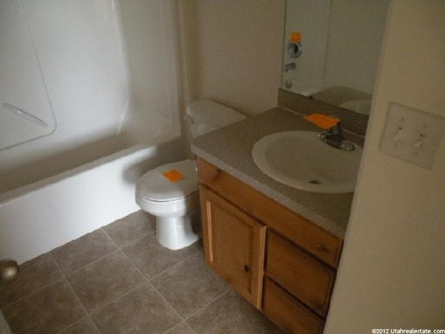 2051 N 550 W, Clinton, UT 84015 — photo 8