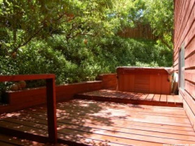 2961 S Windsor Ln, Bountiful, UT 84010 — photo 12
