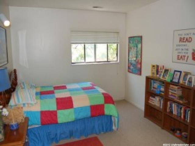 2961 S Windsor Ln, Bountiful, UT 84010 — photo 8