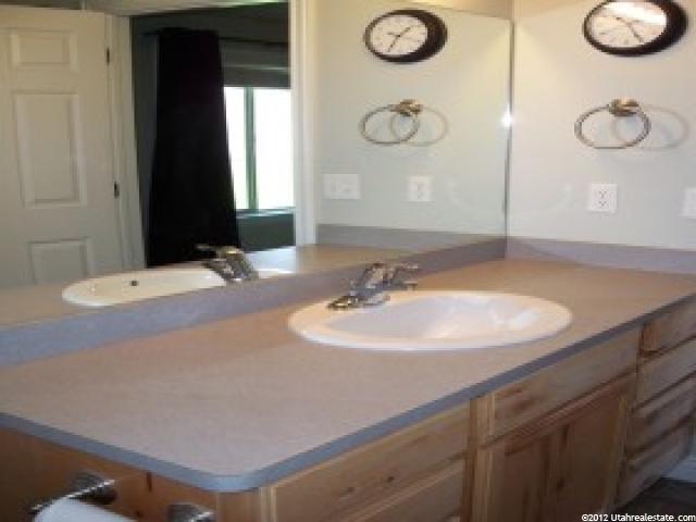 210 N 360 W, Ogden, UT 84404 — photo 8