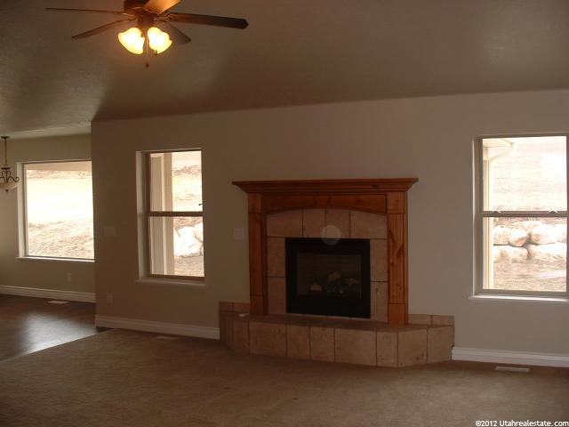 245 N 390 W, Wellsville, UT 84339 — photo 3