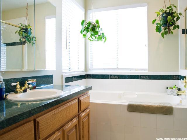 4941 S 1150 E, Ogden, UT 84403 — photo 12