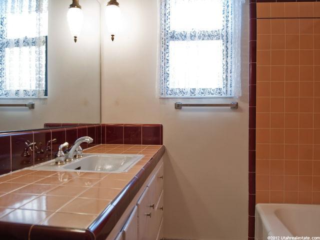 1058 E Cross S, Ogden, UT 84404 — photo 10