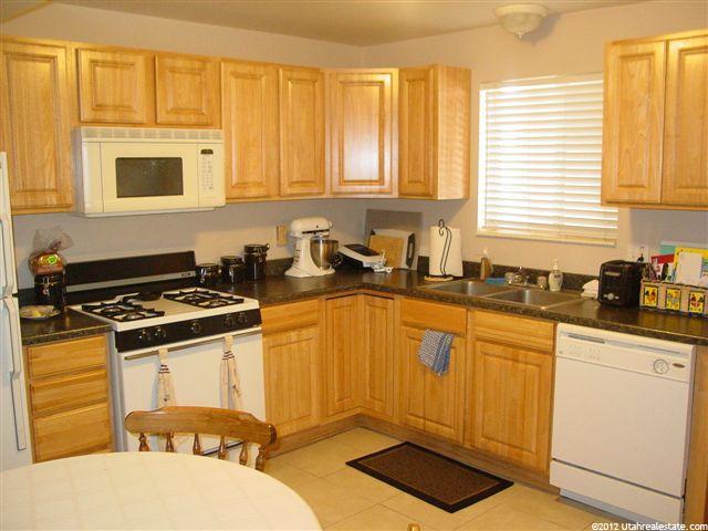 640 E Vine St, Murray, UT 84107 — photo 11