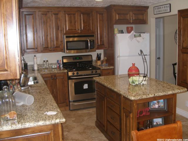 1428 E Granada Dr S, Sandy, UT 84093 — photo 2