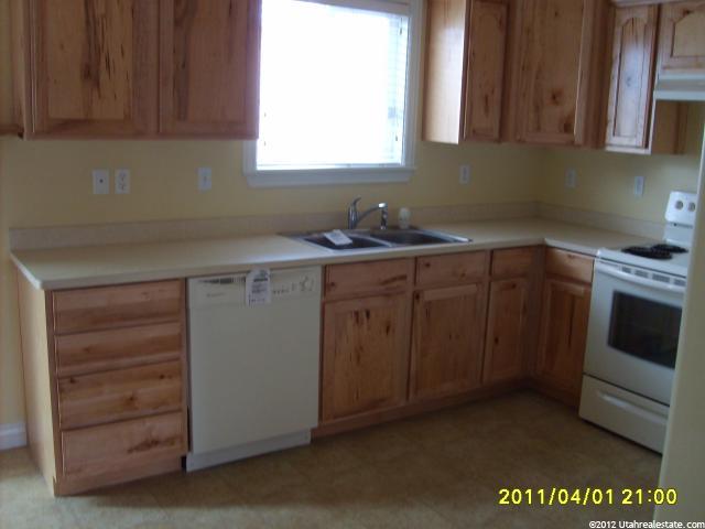 495 W Adobe Mill Ct, Ogden, UT 84404 — photo 3