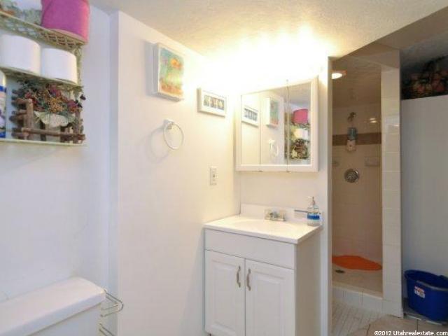 2279 W 5600 S, Roy, UT 84067 — photo 2