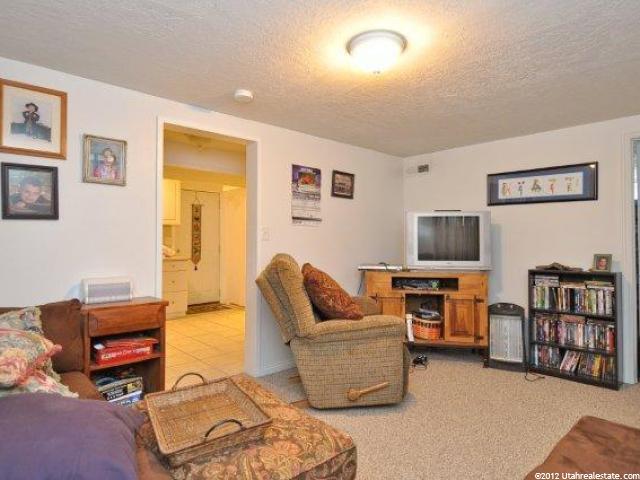 2279 W 5600 S, Roy, UT 84067 — photo 4