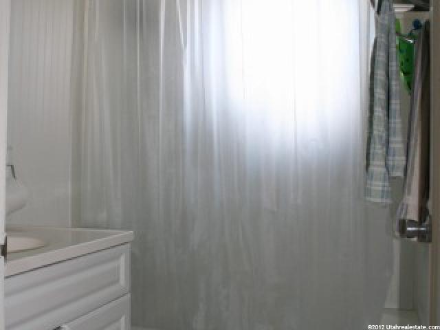 715 Cowley St, Layton, UT 84041 — photo 12