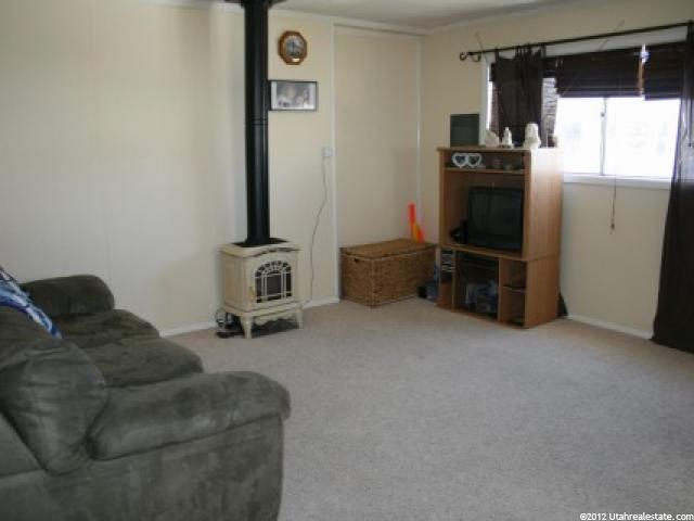 715 Cowley St, Layton, UT 84041 — photo 3