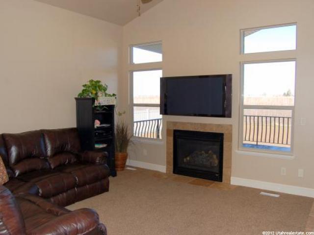 1254 W 500 S, Layton, UT 84041 — photo 3