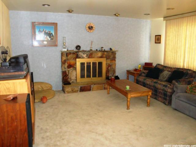 1166 E Violet Dr S, Sandy, UT 84094 — photo 2